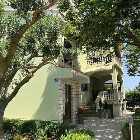 Apartman Adrijan Sukošan المظهر الخارجي الصورة